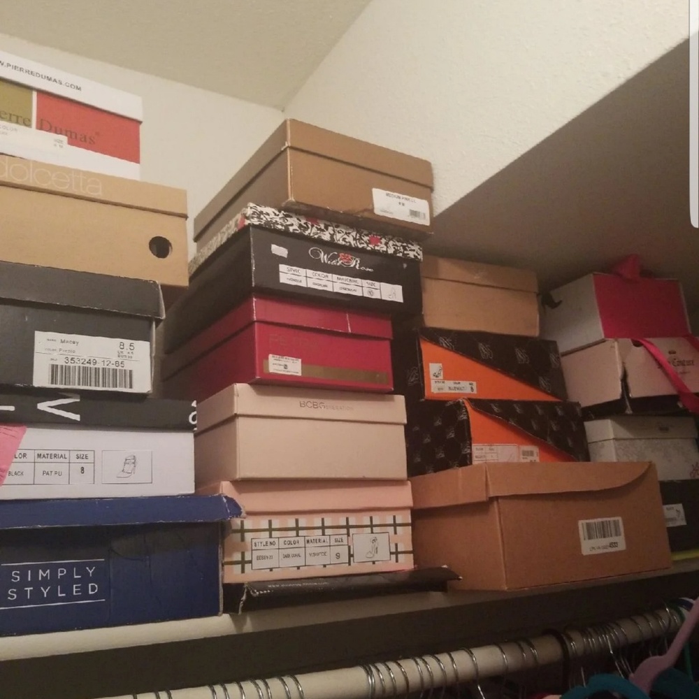 Women's heels to buy or trade! Plz read!!